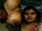 Desi Bhabhi Shows her Boobs and Pussy