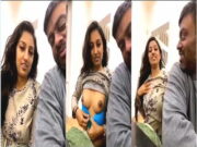 Desi Cam Bhabhi Shows boobs