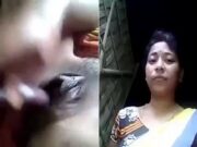 Horny Boudi Masturbating